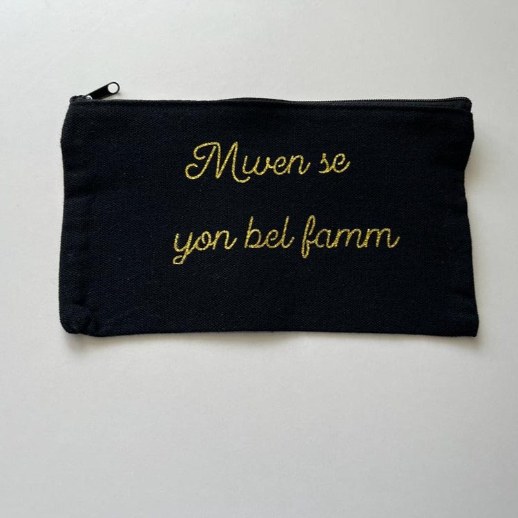 Trousse en coton noir "Mwen se yon bel Famm"