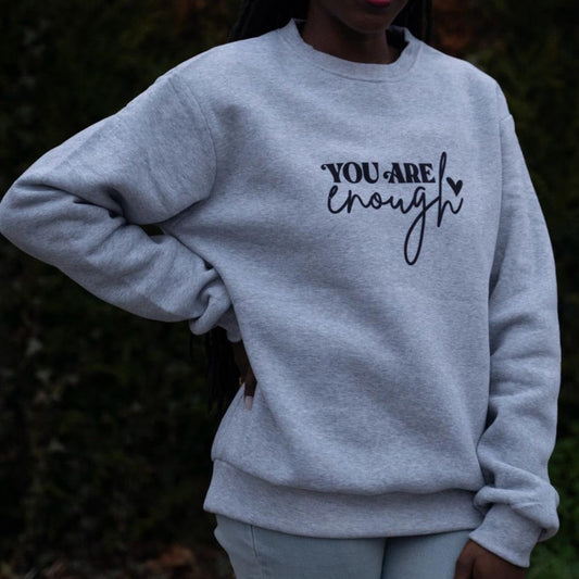 PULL- SWEAT noir "You are enough"